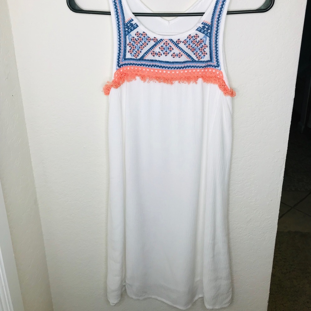 Very cute summer white dress!!! With pink and blue